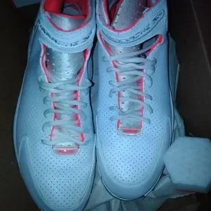 10.5 kobe Huarache extremely rare white, hot lava. s-l1200.jpg main image 2